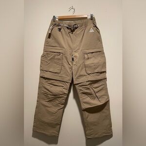 Nike ACG Smith Summit Convertible Cargo Pants Khaki Mens Size S FN0428-247